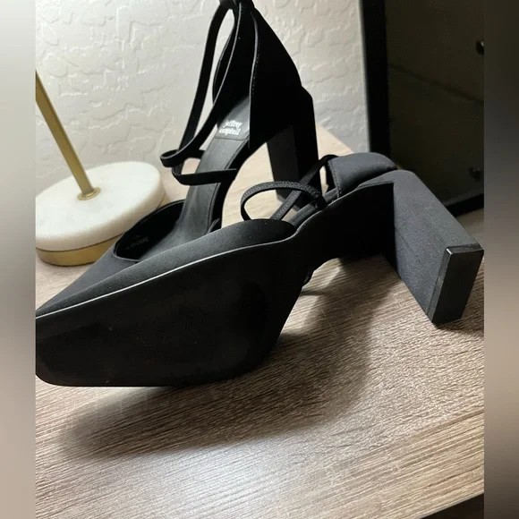 Jeffrey Campbell Black Strappy Heels - Picture 3 of 3